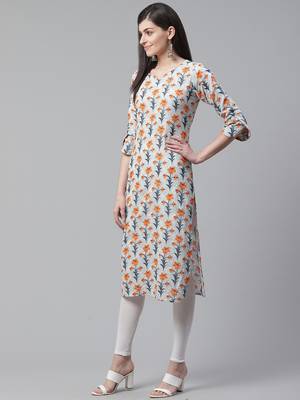 women off white cotton floral printed straight kurta 3