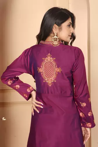 Heavy zari work purple colour graceful silk fabric partywear evening gown