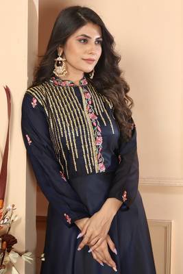 Heavy zari work blue colour graceful silk fabric partywear evening gown 2