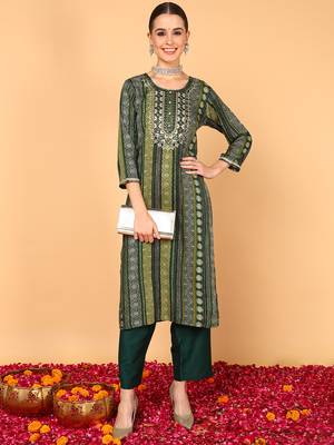 women green viscose rayon bandhani embroidered straight kurta 1