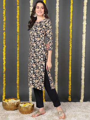 women black viscose rayon floral printed straight kurta 3