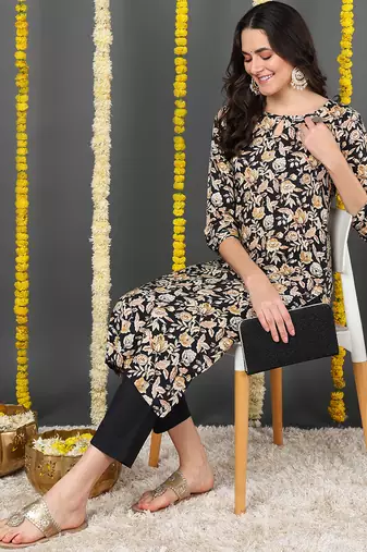 women black viscose rayon floral printed straight kurta