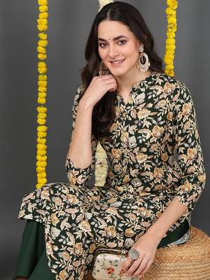 women green viscose rayon floral printed straight kurta 2