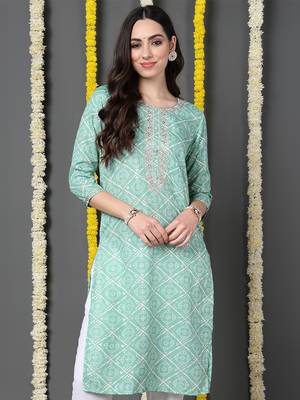 women sea green cotton blend bandhani printed straight kurta 1