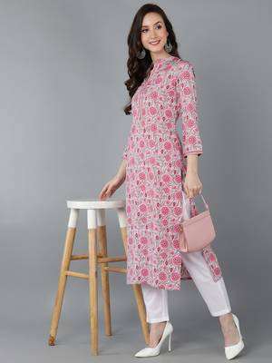 women grey crepe floral printed straight kurta 3