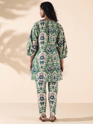 Truebrowns green cotton ikat relaxed co-ord set 2