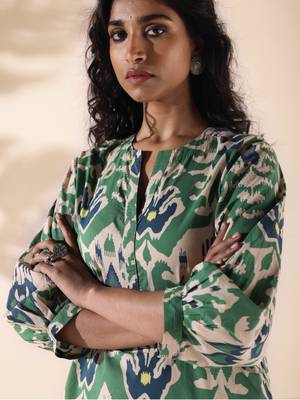 Truebrowns green cotton ikat relaxed co-ord set 3