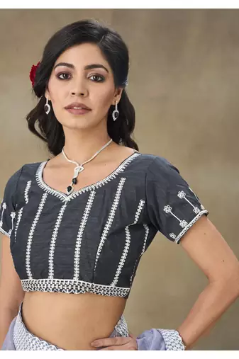 Lavender Embellished Net Saree With Blouse Piece