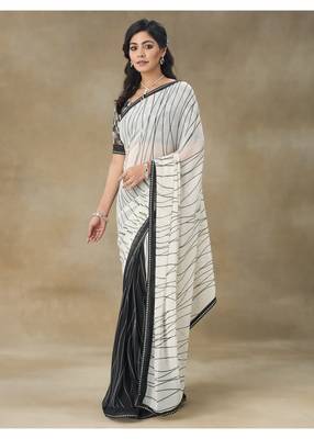 White Printed Pure Chiffon Saree With Blouse Piece 5