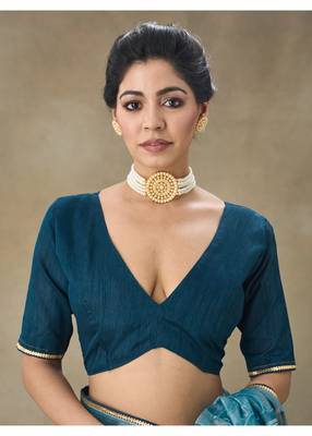 Blue Embroidered Net Saree With Blouse Piece 4