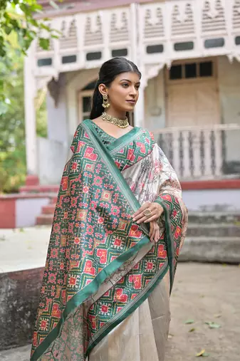 Green Soft Tussar silk blend Blend Saree Festive Wear