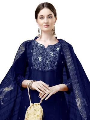 Navy Blue Cotton Blend kurta Set 4