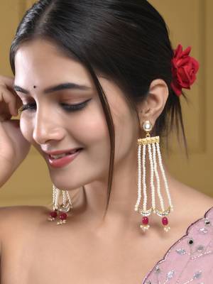 Gold palted red beaded & white pearl hafe moon earring 1