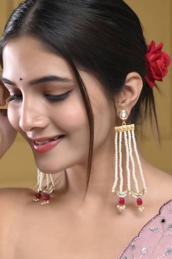 Gold palted red beaded & white pearl hafe moon earring