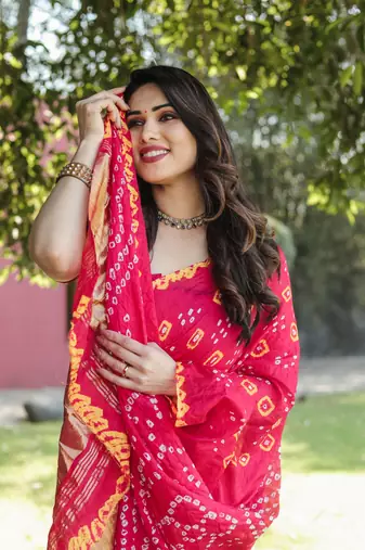 Koram Pink Bandhej Silk With Bandhej Border With Zari Weaving Pallu Saree With Blouse For Women 