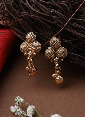 Gold-Plated Necklace Set with Earrings 4