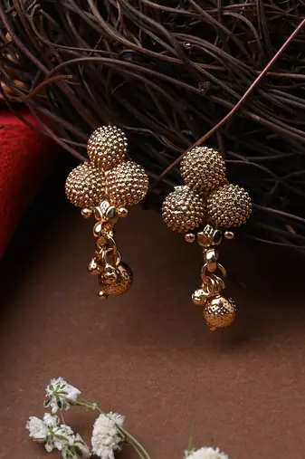 Gold-Plated Necklace Set with Earrings