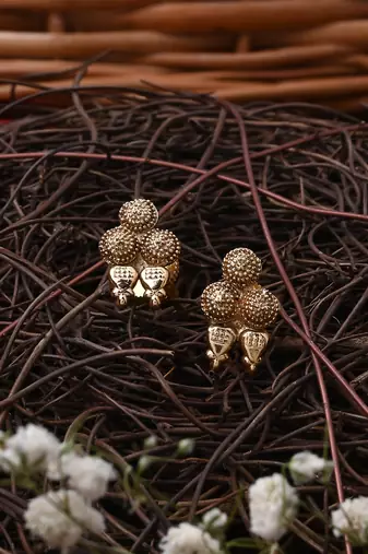 Gold Alloy Temple Necklace Set