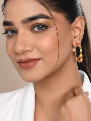 Gold plated half hoop erring 1