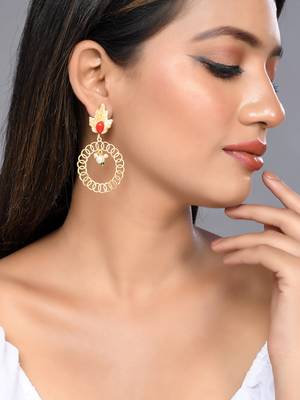 Gold plated white pearl round drop earring 1
