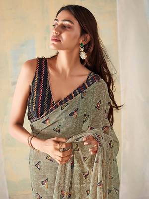 MANNEQUINE PRINTED SAREE WITH BEUTYFULL LACE 2
