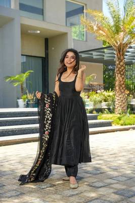Yash Cotton Floral Embroidered Black Anarkali Kurta Set 2