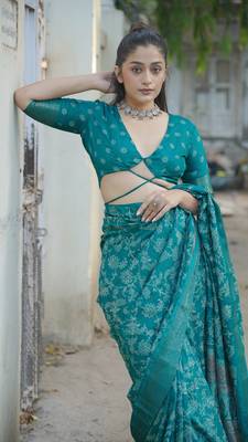 Teal silk blend kalamkari print/floral print golden woven border saree with unstitched blouse piece 5