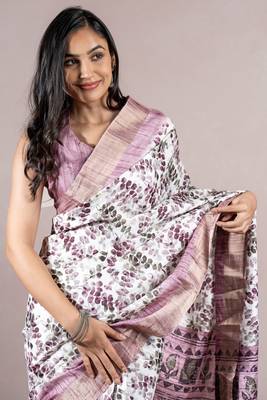 Off White Silk Blend Abstract Print Golden Zari Border Saree Without Blouse 1