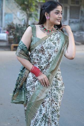 Off White Silk Blend Abstract Print Golden Zari Border Saree Without Blouse