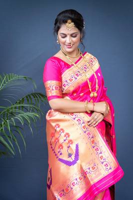 Women's Pink Paithani Silk Zari Woven Saree with Blouse 4