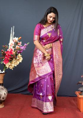 Women's Purple Paithani Silk Zari Woven Saree with Blouse 2