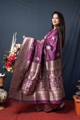 Women's Wine Paithani Silk Zari Woven Saree with Blouse 2