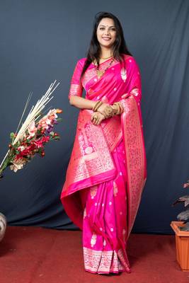 Women's Pink Paithani Silk Zari Woven Saree with Blouse 2