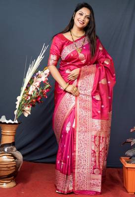 Women's Gajri Red Paithani Silk Zari Woven Saree with Blouse 1