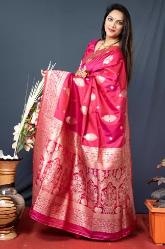 Women's Gajri Red Paithani Silk Zari Woven Saree with Blouse