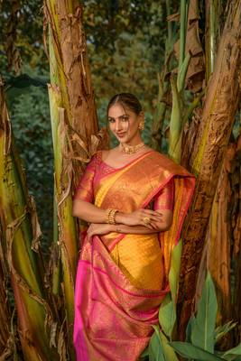 Women's Yellow Faux Kanjivaram Silk Zari Woven Saree with Blouse 3