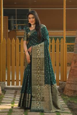 Koram Green Bandhej kanjivaram silk blendBandhej With Kanjivaram Border With Zari Weaving Saree With Blouse For Women 1