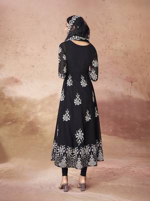 Black embroidered anarkali suit 4