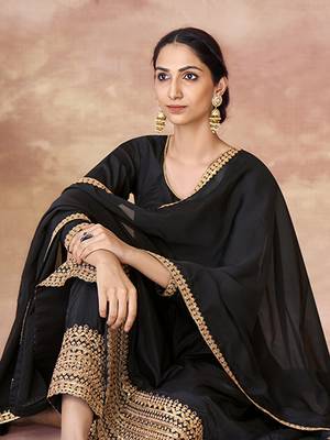 Classic black zari anarkali 4