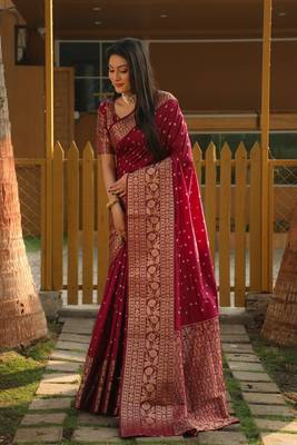 Koram Maroon Bandhej Kanjivaram Silk Bandhej With Kanjivaram Border With Zari Weaving Saree With Blouse For Women 3