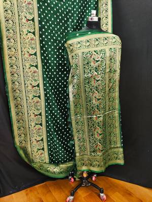 Koram Green Bandhej kanjivaram silk blendBandhej With Kanjivaram Border With Zari Weaving Saree With Blouse For Women 2