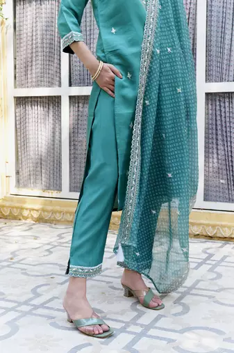  women kurta and pant sets silk blend fabric