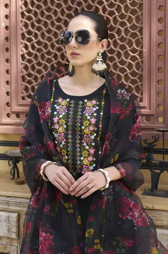  women kurta and pant sets viscose rayon fabric