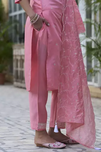  women kurta and pant sets silk blend fabric