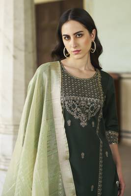  women kurta and pant sest viscose rayon 3