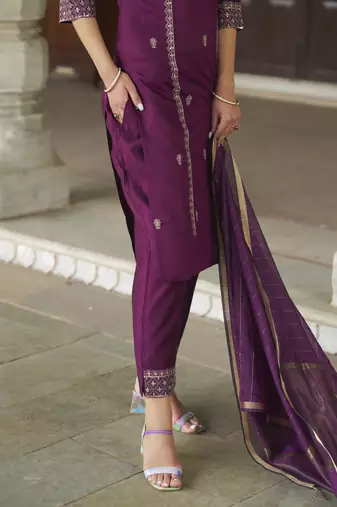 women kurta and pant sest viscose rayon