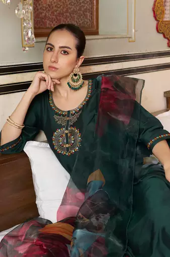  women kurta and pant sest viscose rayon