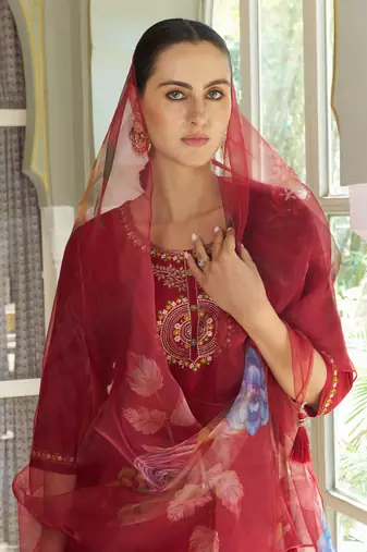  women kurta and pant sest viscose rayon