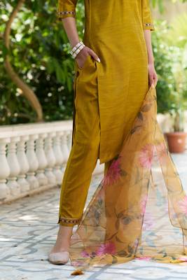  women kurta and pant sest viscose rayon 4