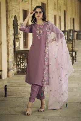  women kurta and pant sets viscos roman silk fabric 1